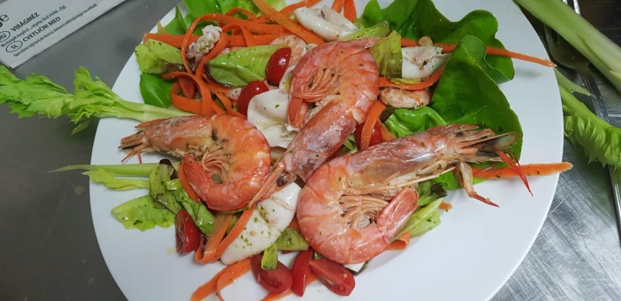 Hotel Le Giare Marina di Pietrasanta Zewnętrze zdjęcie