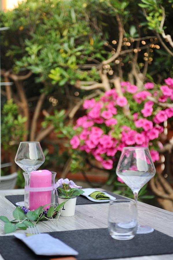 Hotel Le Giare Marina di Pietrasanta Zewnętrze zdjęcie